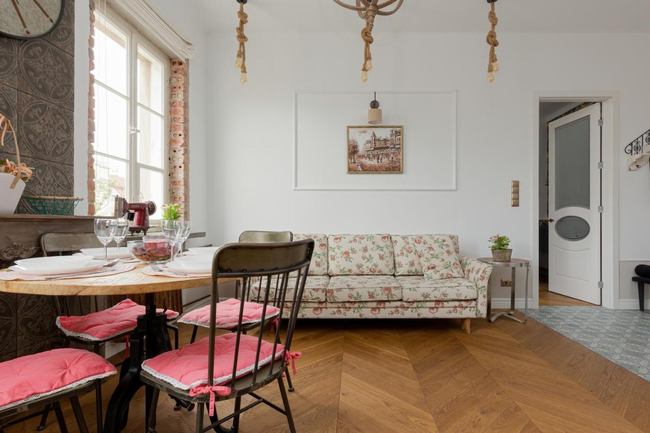 Apartment On The Warsaw Square By Noclegi Renters 外观 照片
