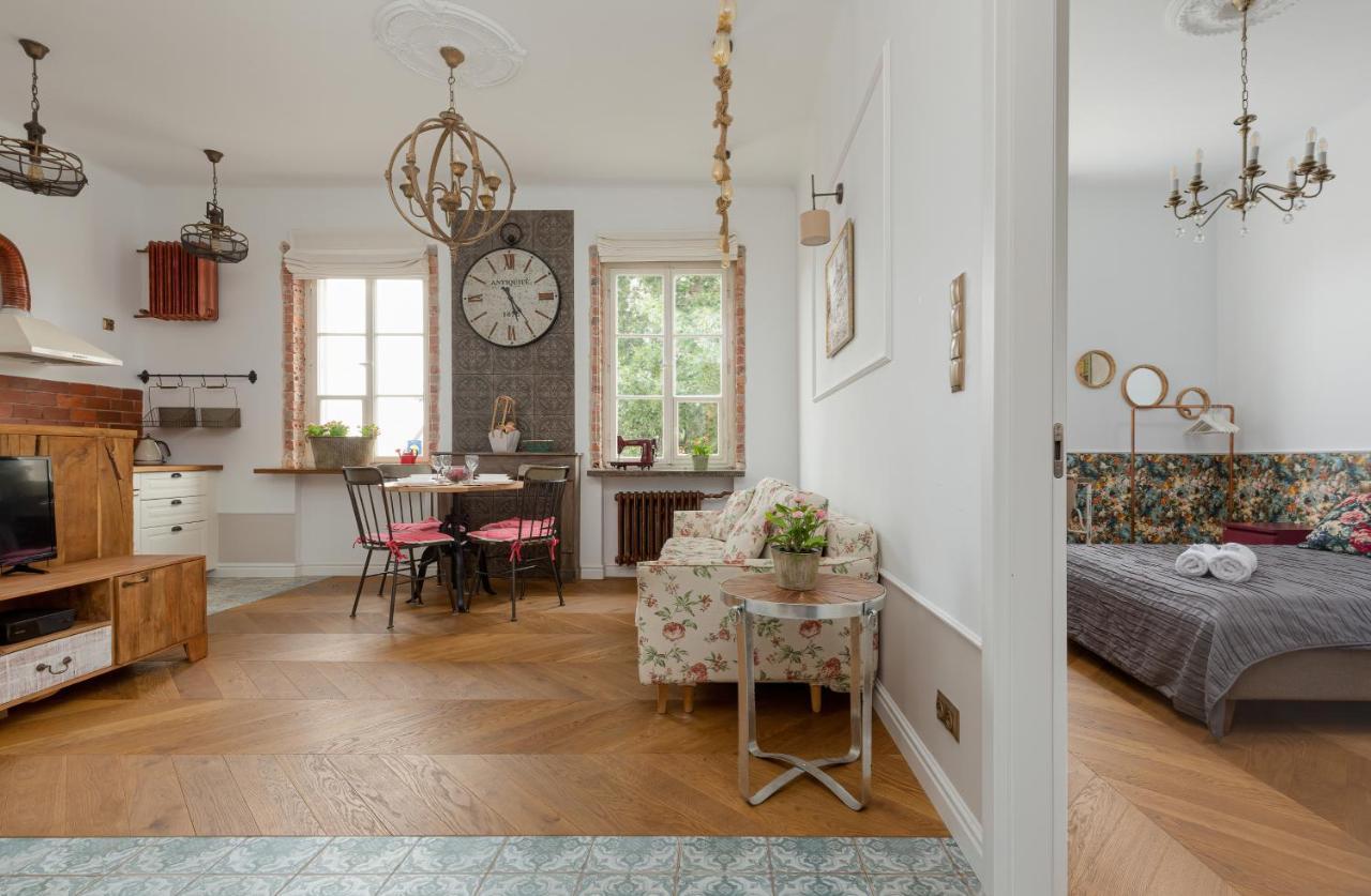 Apartment On The Warsaw Square By Noclegi Renters 外观 照片
