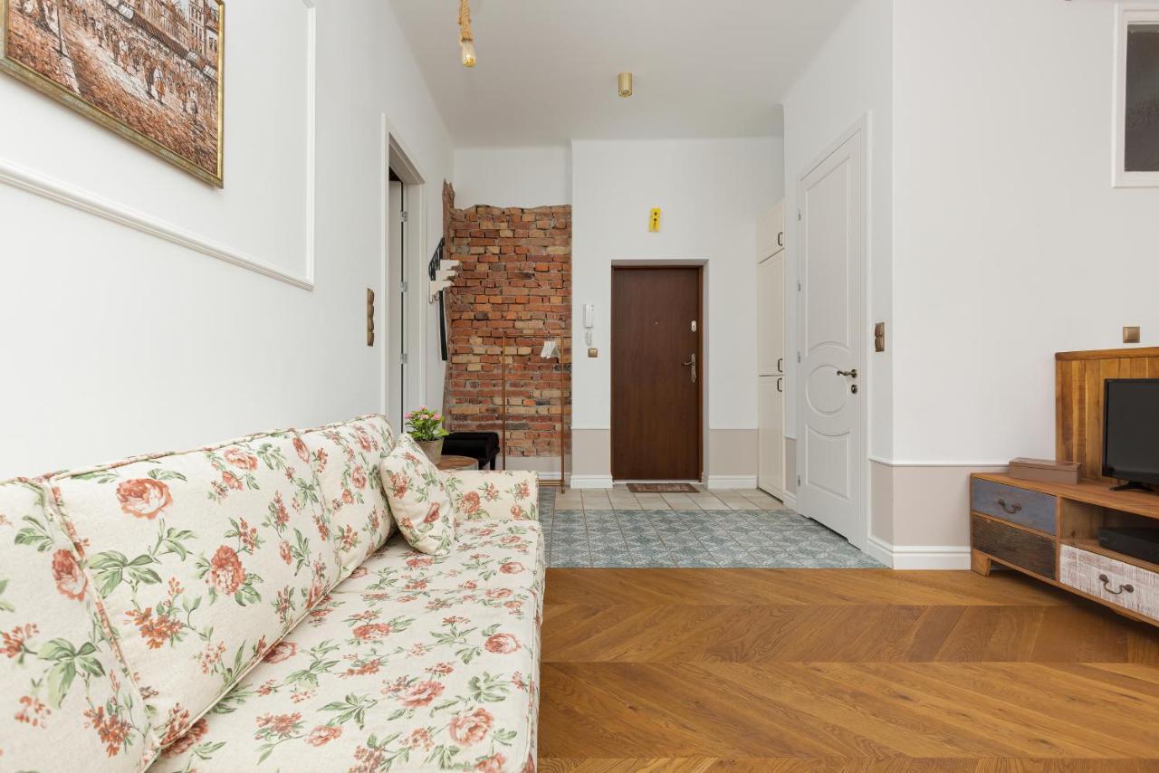 Apartment On The Warsaw Square By Noclegi Renters 外观 照片
