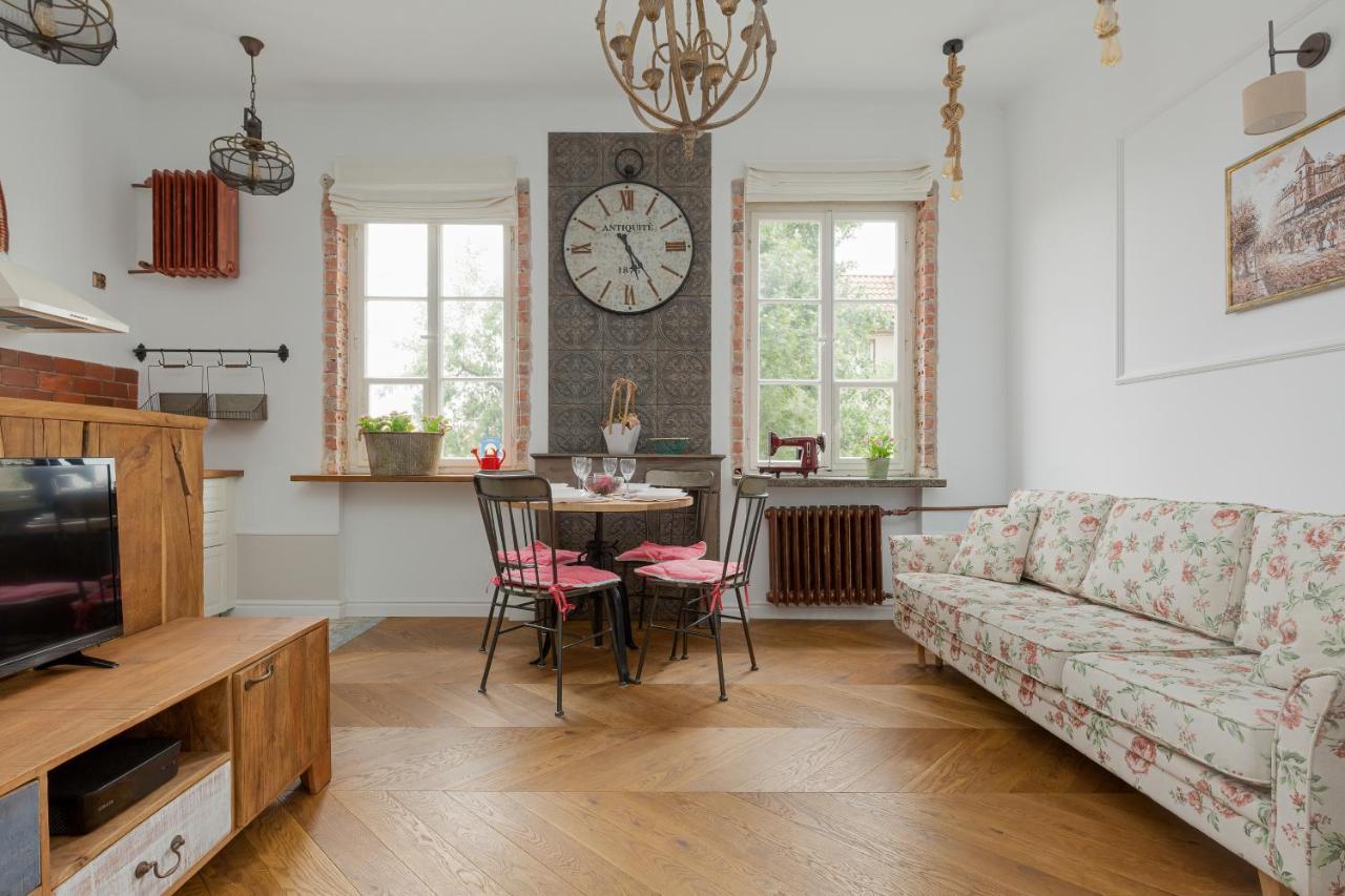 Apartment On The Warsaw Square By Noclegi Renters 外观 照片